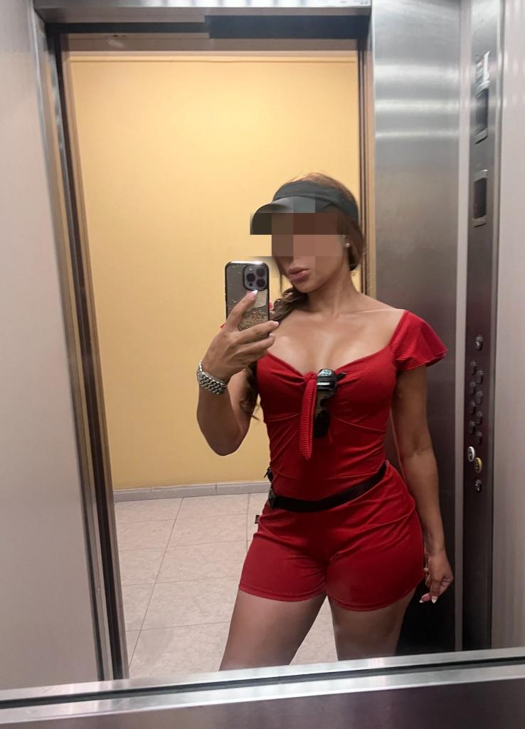 Chica busca chico en Lugo: 