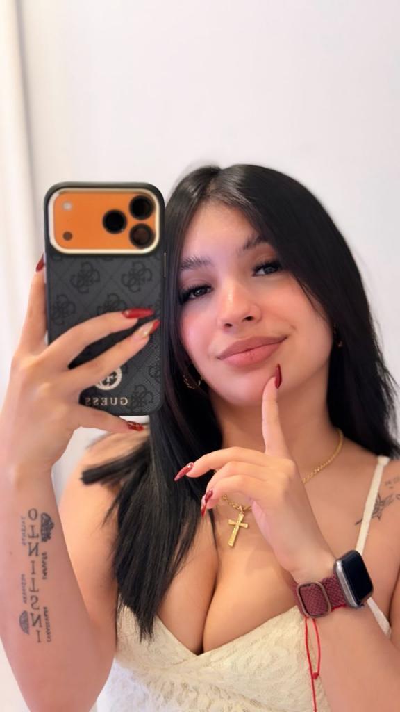 655632309: Chica busca chico en La Coruña
