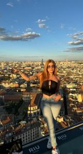 658066725: Chica busca chico en Gerona