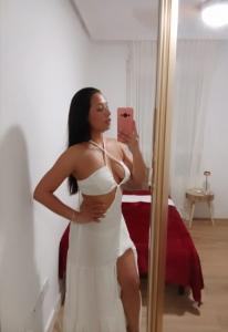 611288478: Chica busca chico en Alicante
