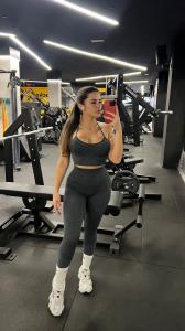 691010024: Chica busca chico en Cádiz