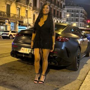 612516736: Chica busca chico en Barcelona