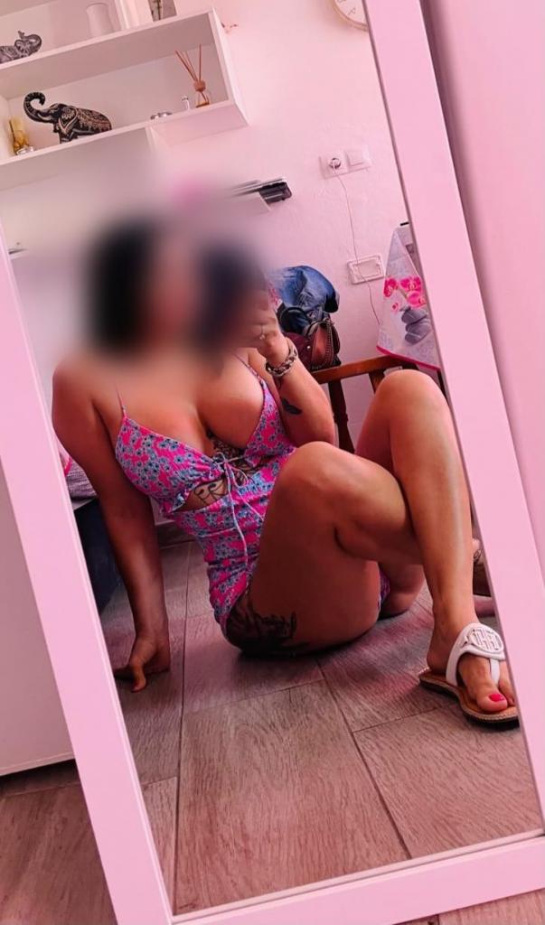 Chica busca chico en Tenerife: 