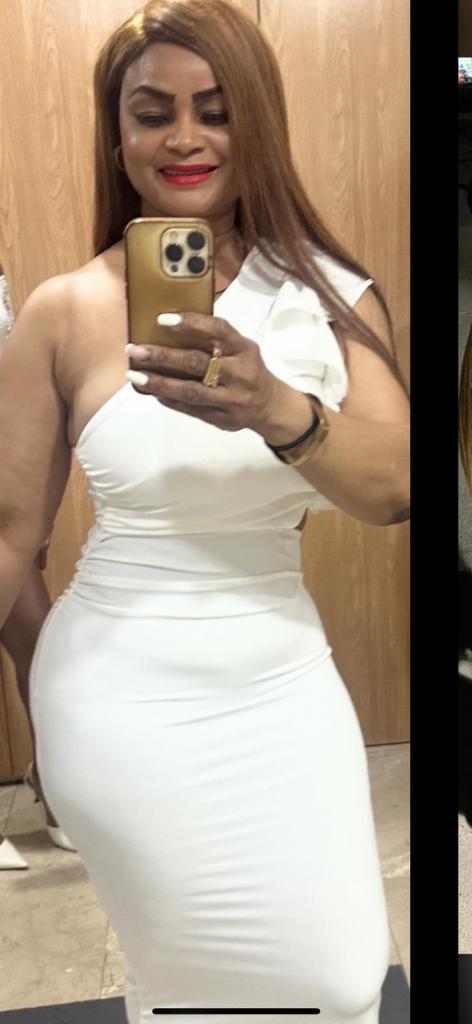 Chica busca chico en Valencia: Chica busca chico