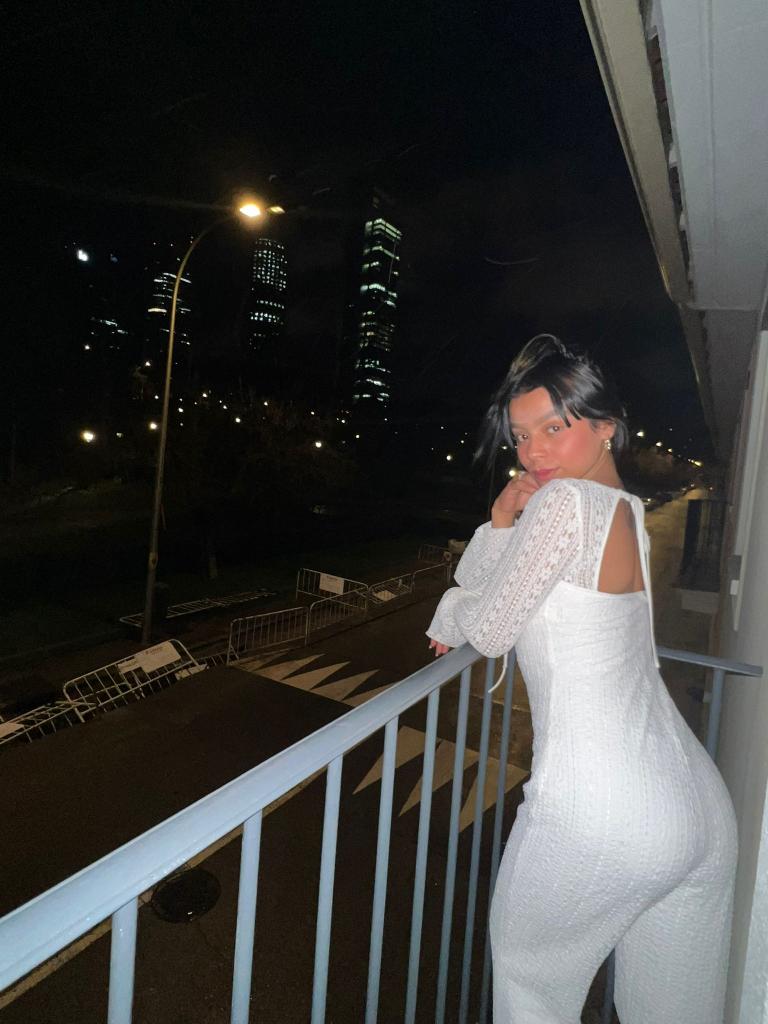 Chica busca chico en Barcelona: 
