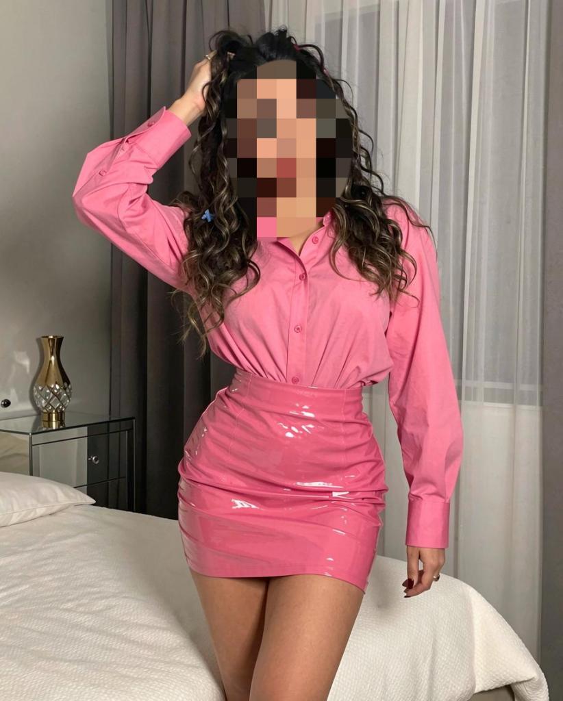 600847835: Chica busca chico en Barcelona