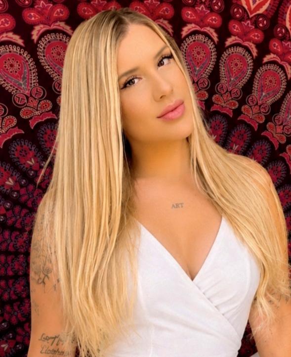 Chica busca chico en Málaga: Chica busca chico