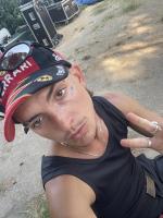 610674956: Chico busca chica en Barcelona