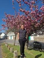 642898142: Chico busca chica en Lugo