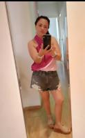 610739471: Chica busca chico en Barcelona