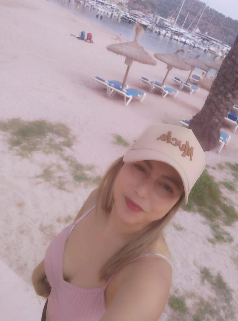 Chica busca chico en Huelva: 