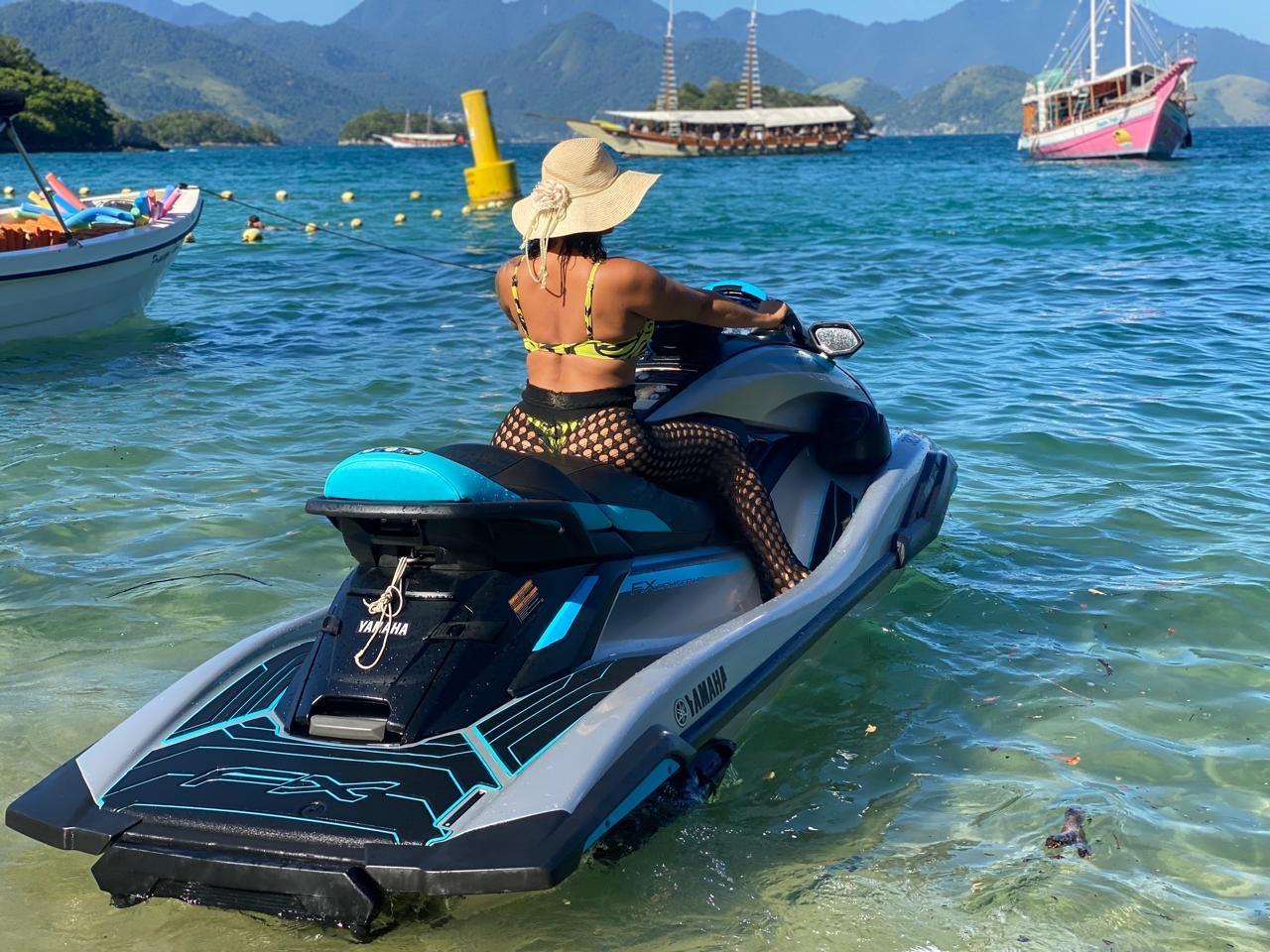 Chica busca chico en Huelva: 