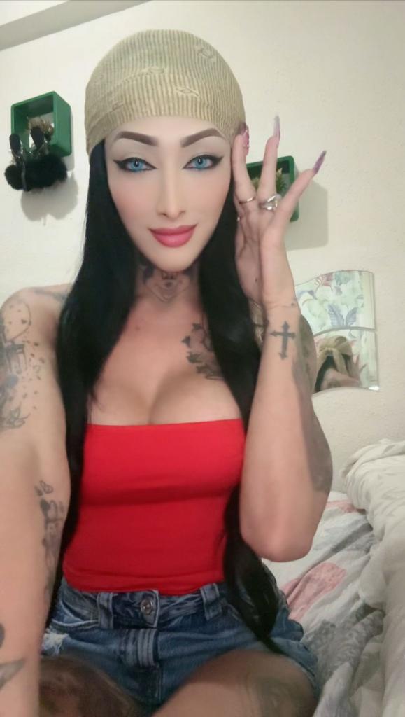 647695495: Transexual en Murcia