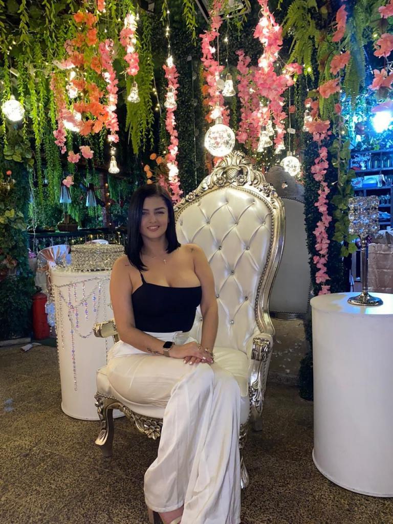 Chica busca chico en Las Palmas: Chica busca chico