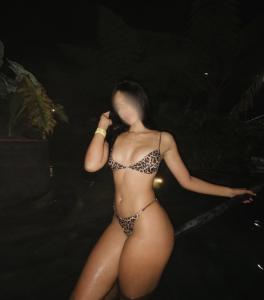 613542276: Chica busca chico en Madrid