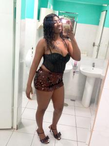 614083375: Chica busca chico en Pontevedra