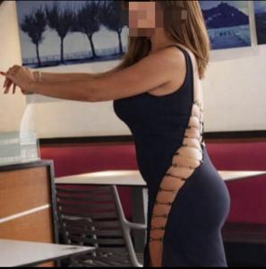 672545627: Chica busca chico en Murcia