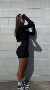 695167638: Chica busca chico en Sevilla