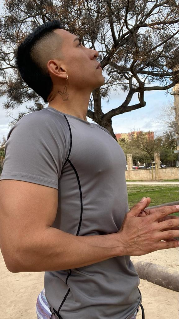 Chico busca chica en Mallorca: 