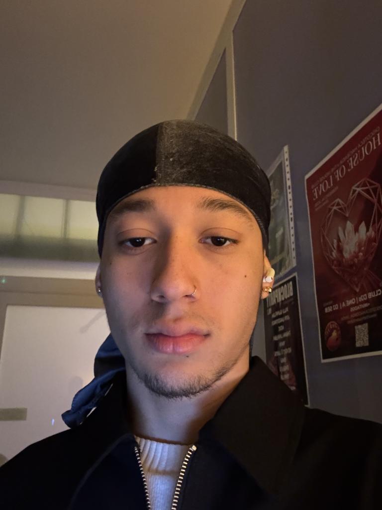 Chico busca chica en Alicante: 