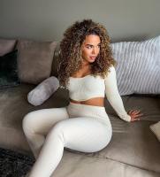 632270484: Chica busca chico en Málaga