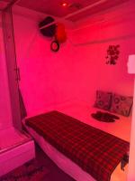 642621195: Chica busca chico en Barcelona