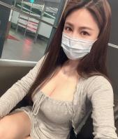 643425479: Chica busca chico en Lérida