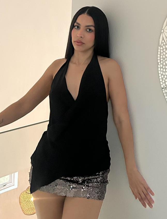 Chica busca chico en Ibiza: 