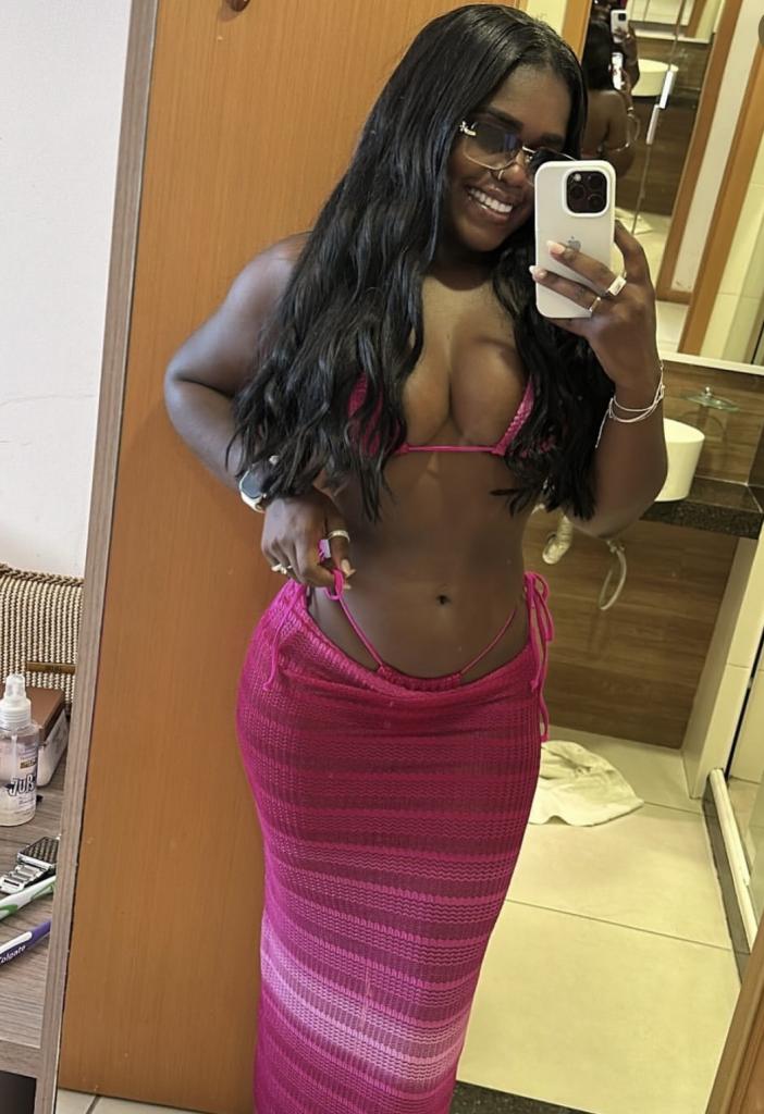 631760297: Chica busca chico en Pontevedra