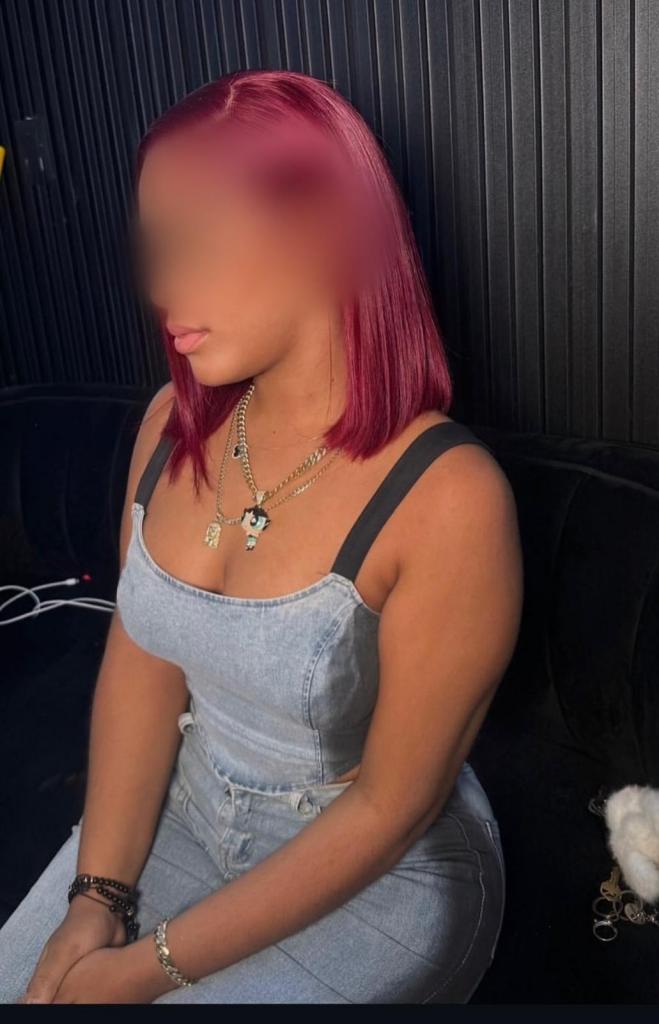 Chica busca chico en Cádiz: 