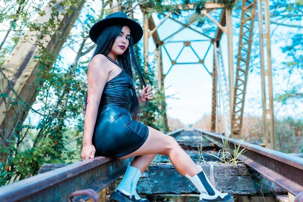 Chica busca chico en Alicante: 