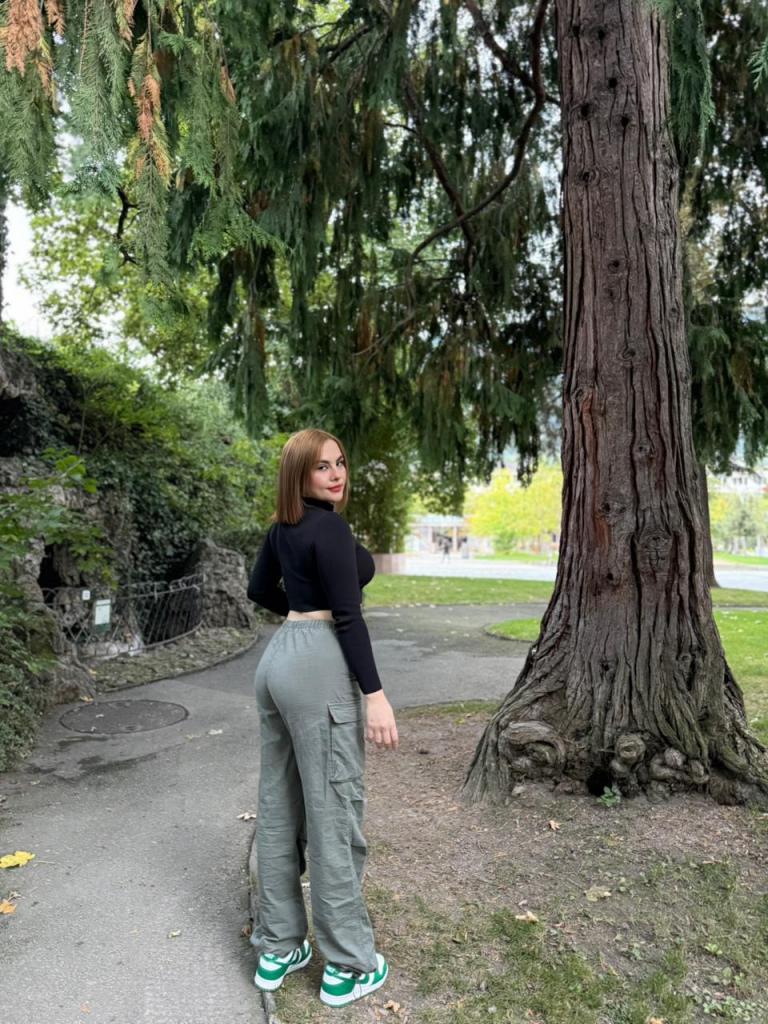 697330490: Chica busca chico en Madrid