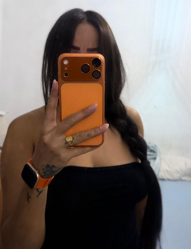 Chica busca chico en Cádiz: 