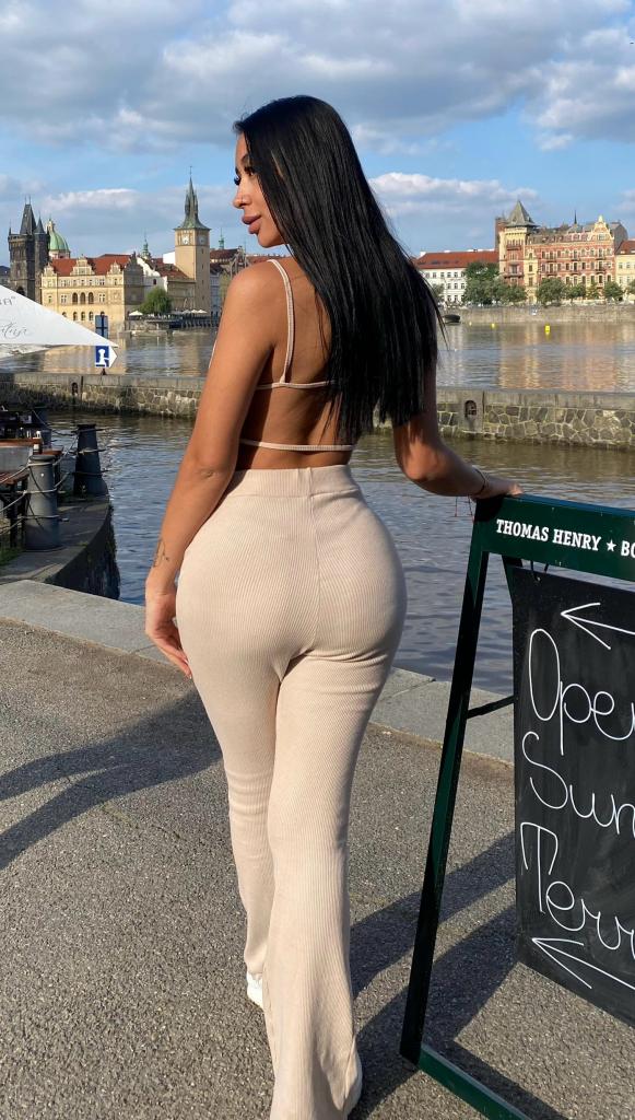 Chica busca chico en Segovia: 