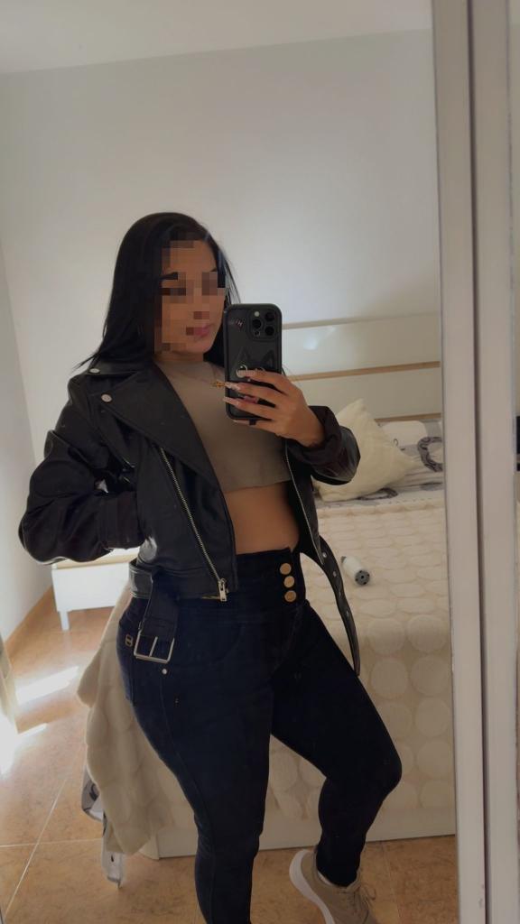 Chica busca chico en Almería: 