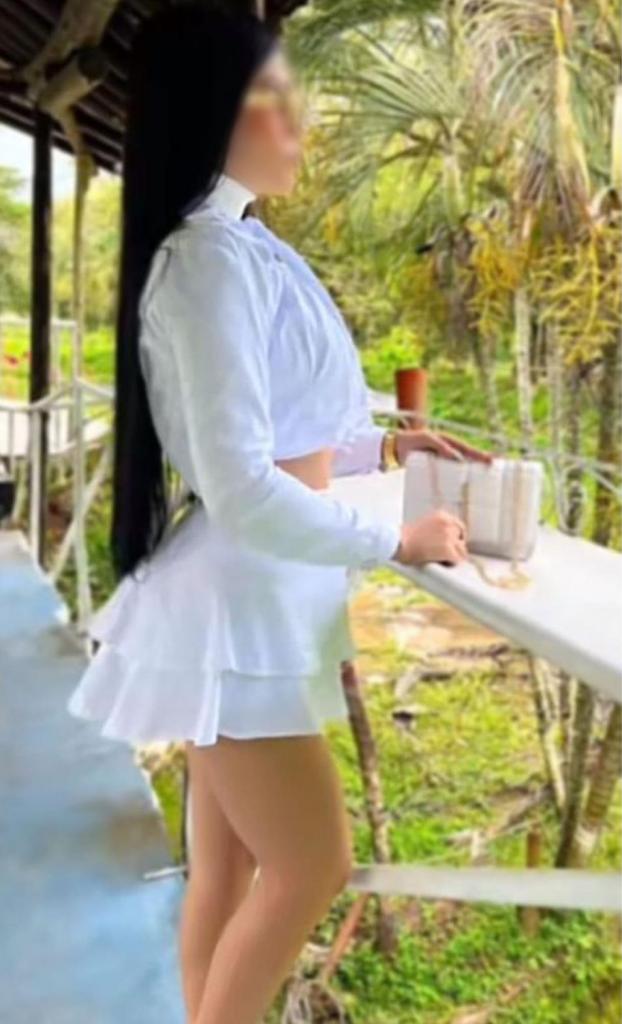 Chica busca chico en Granada: 