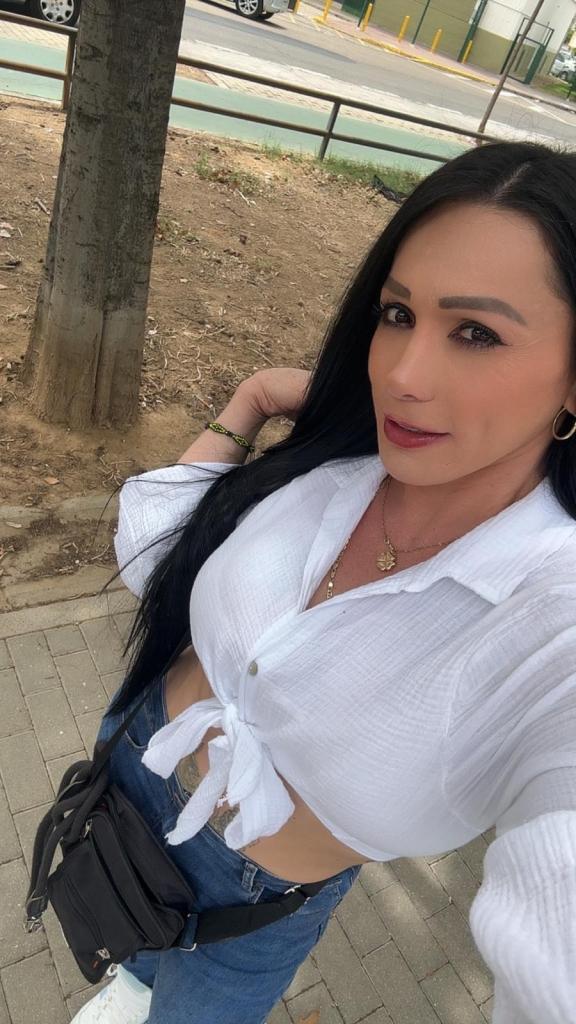 Chica busca chico en Sevilla: 