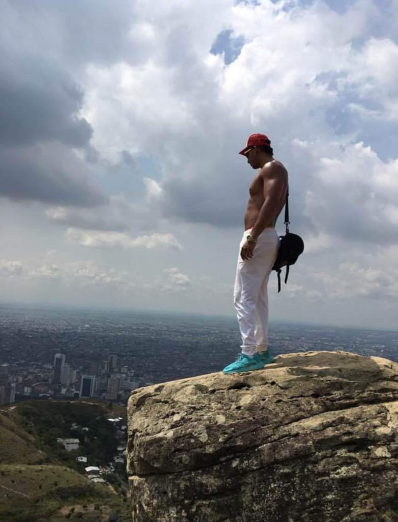 Chico busca chica en Cantabria: 