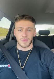 626963893: Chico busca chica en Asturias