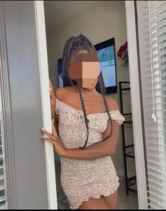 614743238: Chica busca chico en Almería