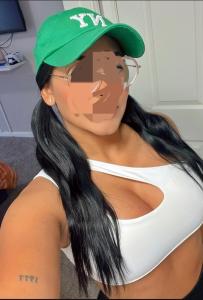 619861309: Chica busca chico en Tenerife