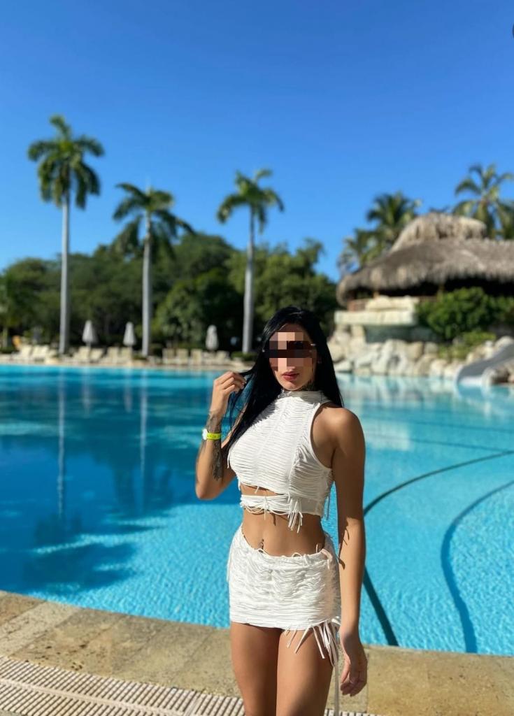 Chica busca chico en Tenerife: 