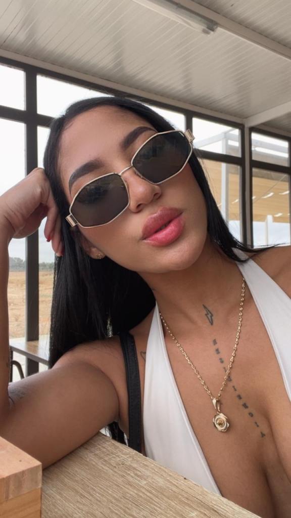 Chica busca chico en Almería: 