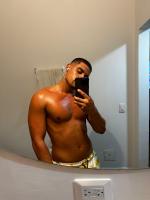 695864708: Chico busca chica en Madrid