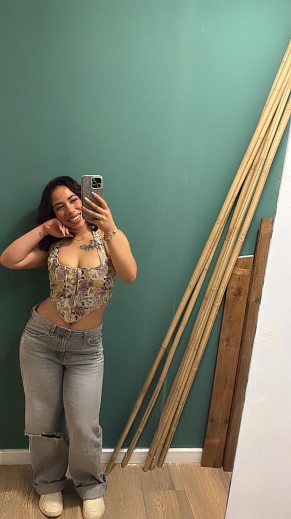 Chica busca chico en Murcia: Chica busca chico