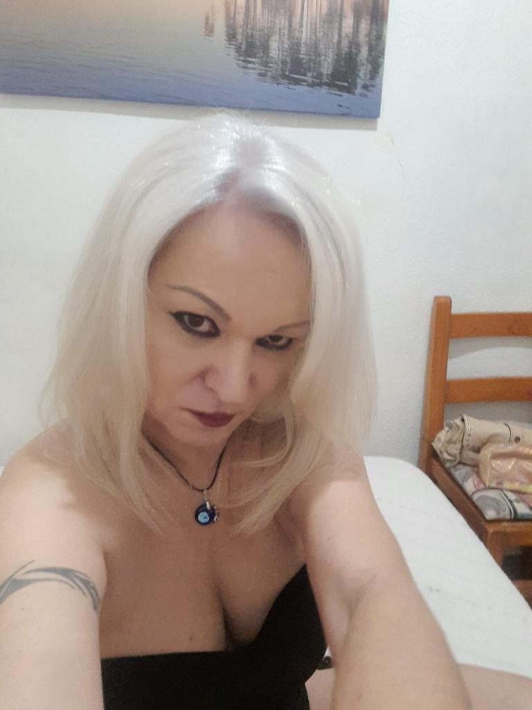 Chica busca chico en Alicante: 