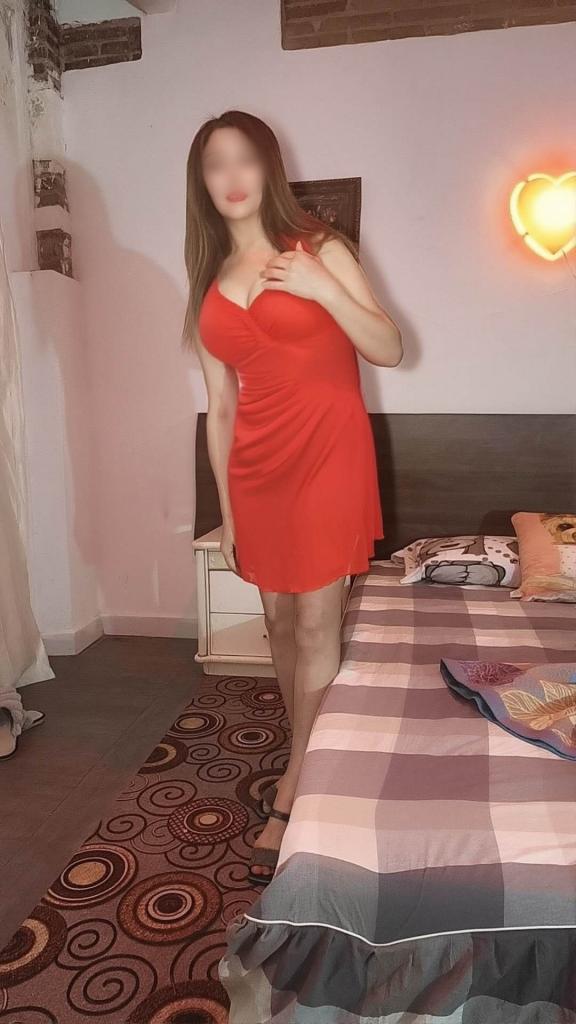 687045685: Chica busca chico en Tarragona