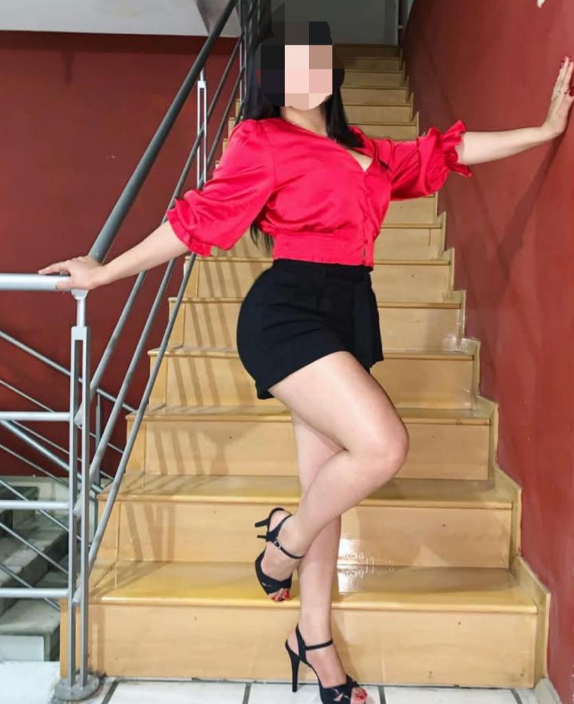 653569325: Chica busca chico en León