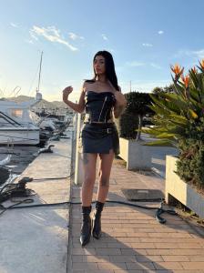 Chica busca chico en Ibiza: 