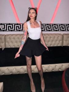 614771373: Chica busca chico en Madrid